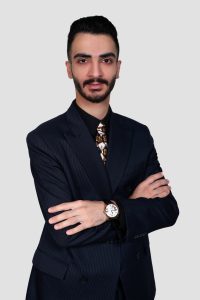 عکس پرتره حرفهای از امیرحسین نمازی – تریدر تماموقت و تحلیلگر حرفهای که مدرس تحلیل روند میباشد.